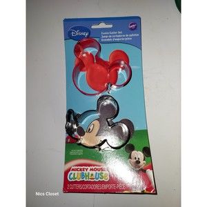 WILTON MICKEY MOUSE CLUBHOUSE COOKIE CUTTER 2PC.SET #2308-4440 COATED METAL NEW